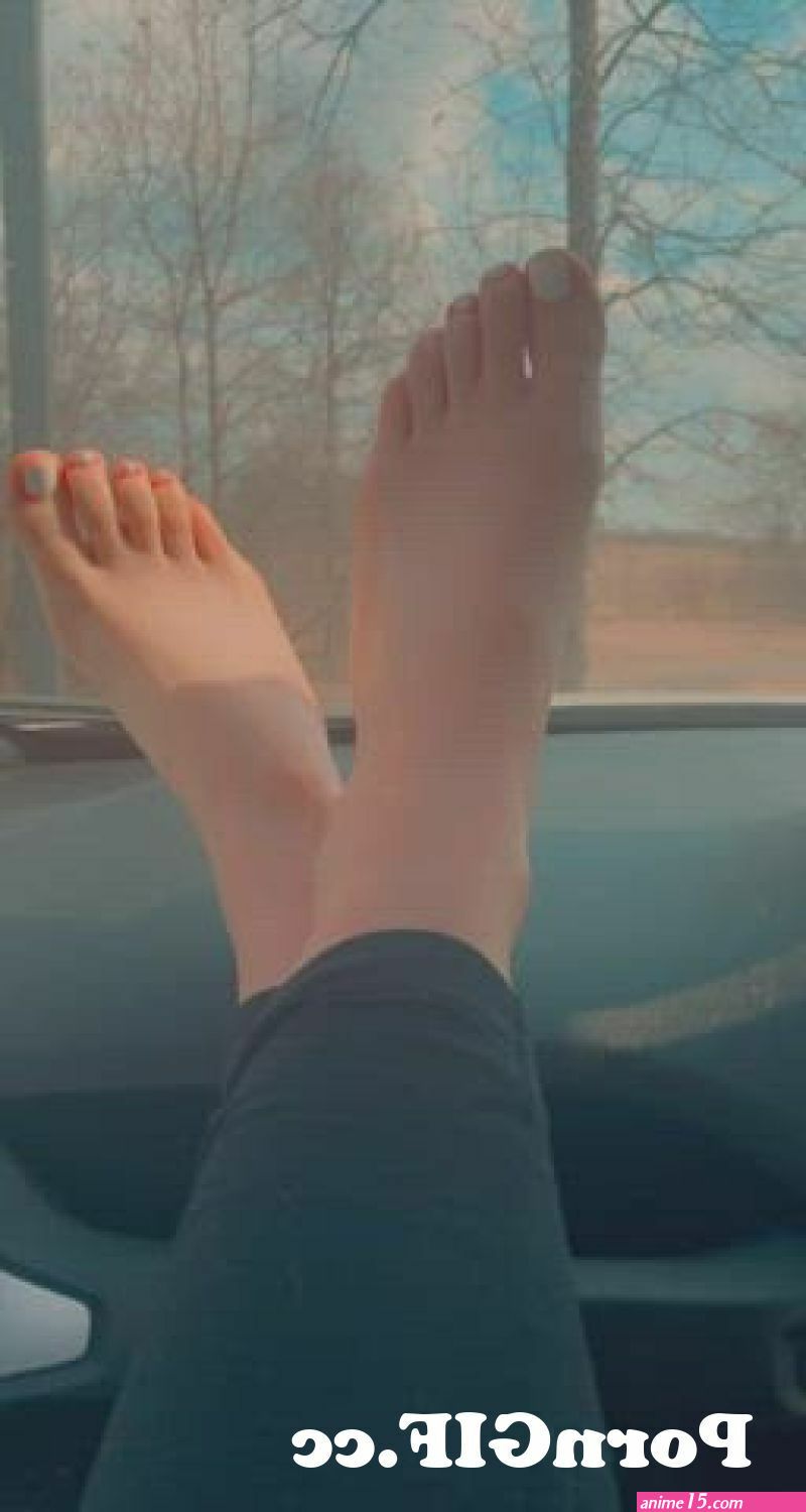 cum on anime girl feet pics