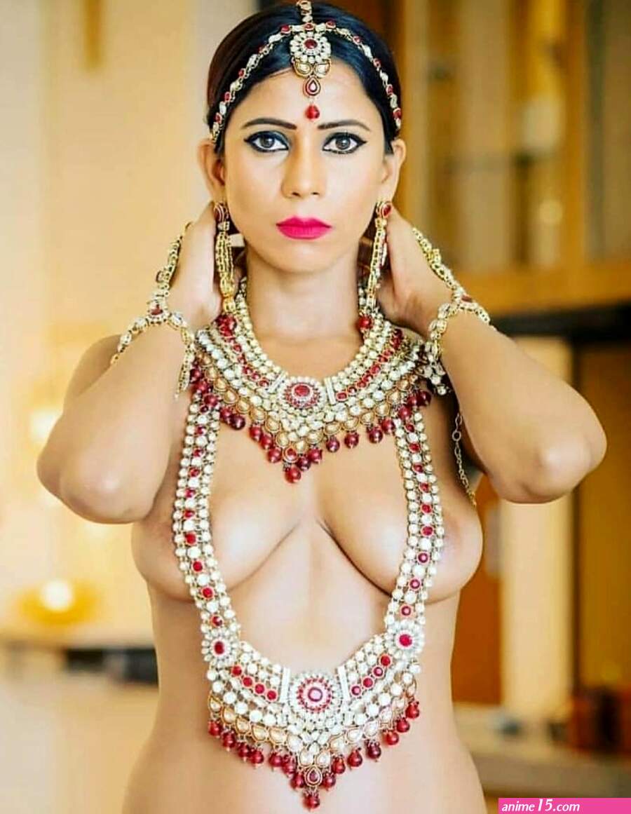India royale naked