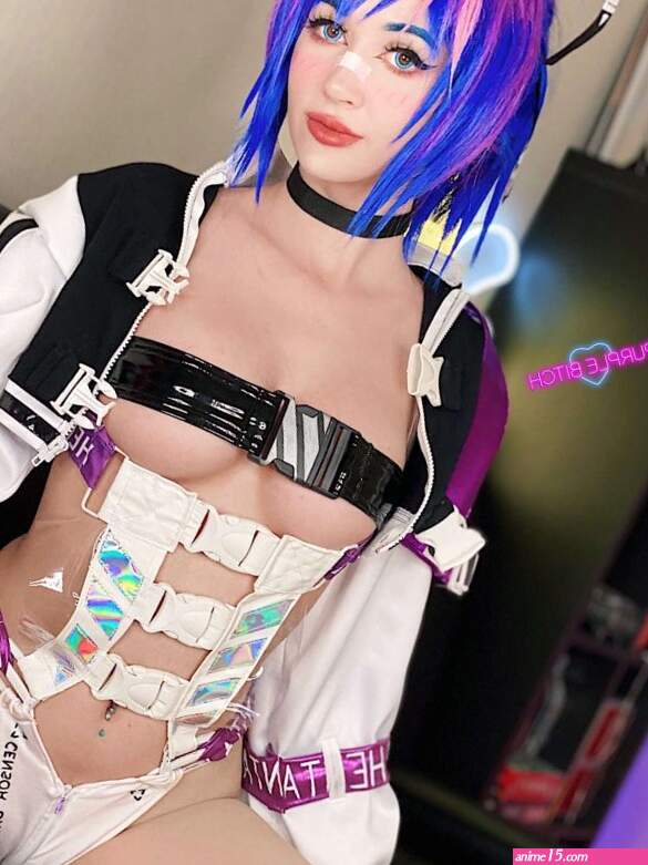 Purple Bitch nude