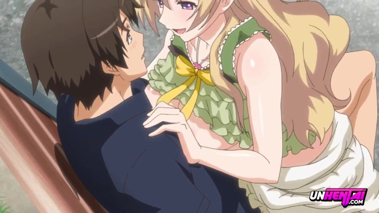 Fucking in a public park! Hentai watch online