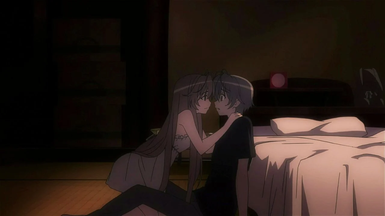 YnS ERO SCENE