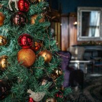 hotel christmas short story