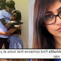 mia khalifa xxx comics