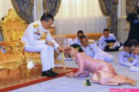 rise of the divorce consort