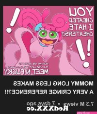 poppy mommy desnuda