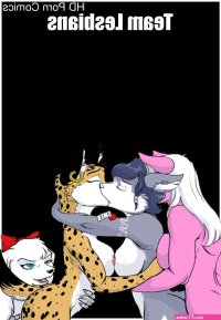 Team Lesbians comic porn