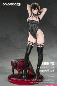 Dodomo Studio on X: Now you can start pre-order your very own Yor Forger figurine! Scaln: 16 Size: 29CM High Material: Resin Release Date: Q1 2024 Product Accessories: Nude body Baseplate Chair