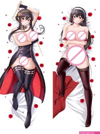 anya desnuda anime