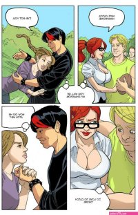 8-muses-Gods-Amongst-Us comic image 6