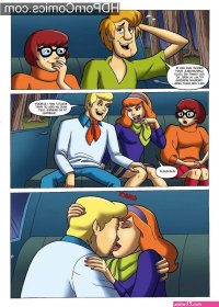 Scooby Doo-Night In The Wood free Porn Comic