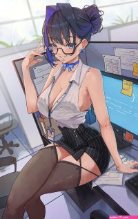 Office Kronii is extremely sexy