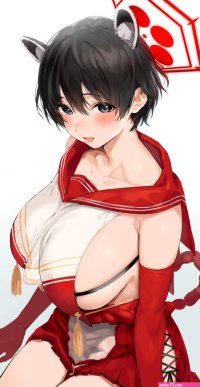 Daily dose of thicc anime girls