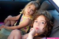 4 Safe Driving Habits to Teach Your Kids Now