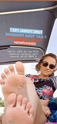 Joy Scolas Feet wikiFeet
