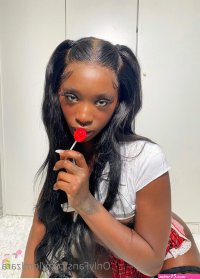 Lomlzara Onlyfans XXX TikTaks.de 2024