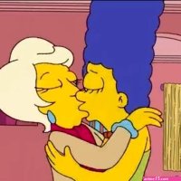 Marge simpson kiss