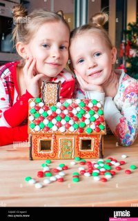 Baking bread and kids hi-res stock photography and images