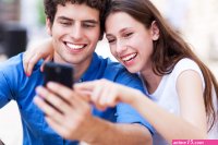 people resonding to something on an iphone