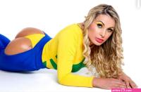 Andressa Urach volta ao Miss Bumbum e revolta evangélicos Fbia Oliveira O DIA