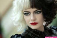 HD desktop wallpaper: Emma Stone Movie Cruella download free picture 1040545