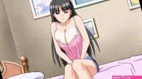 Brünette mit riesigen Mpsen masturbiert