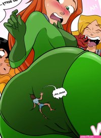 Giantess Spies! Manga Comic