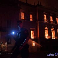 el villano que se abraza a la luz