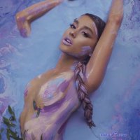 ariana grande nude gif anime