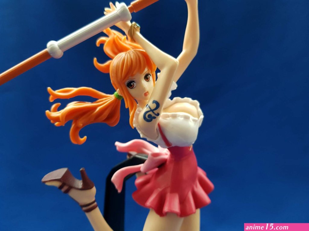 nude-anime-figurines.jpg